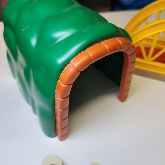 Keenway Train Set Accessories Plastic Toy Vintage Kids Replacement Tree Bridge - Picture 7 of 7